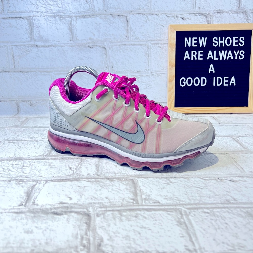 💨☑️NIKE🩷 Air Max Women’s running shoes US 8